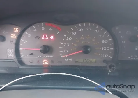 2004 Toyota Sequoia Sr5 from USA, damaged, VIN 5TDBT44A04S220901